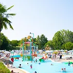 Estivo Premium Mobile Homes On Bella Italia Peschiera del Garda