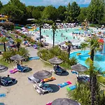 Camping Estivo Premium Mobile Homes On Bella Italia