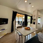 Estivo Premium Mobile Homes On Bella Italia * Peschiera del Garda