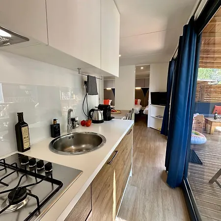 Estivo Premium Mobile Homes On Bella Italia Peschiera del Garda